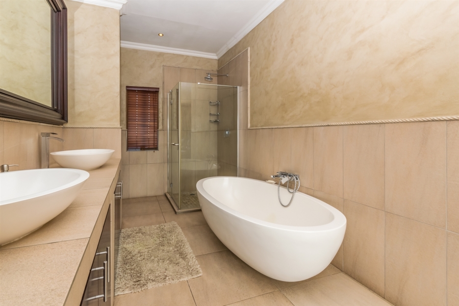 4 Bedroom Property for Sale in Club Milos Estate Free State